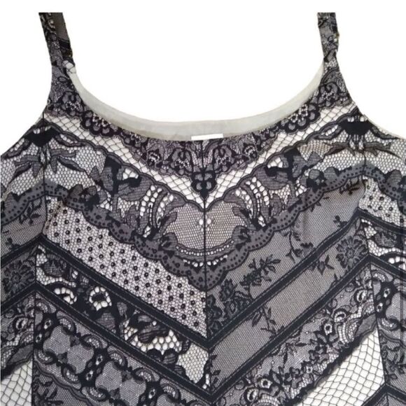 Cabi black and beige lace Monaco Cami Tunic size small- excellent condition - Picture 6 of 16